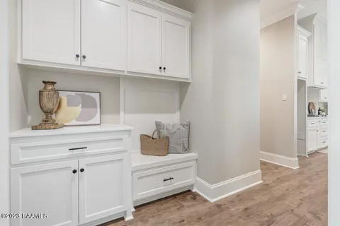 $499,000 | 104 Carriage Lakes Drive, Youngsville, LA 70592