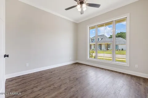 $499,000 | 104 Carriage Lakes Drive, Youngsville, LA 70592