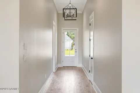 $499,000 | 104 Carriage Lakes Drive, Youngsville, LA 70592