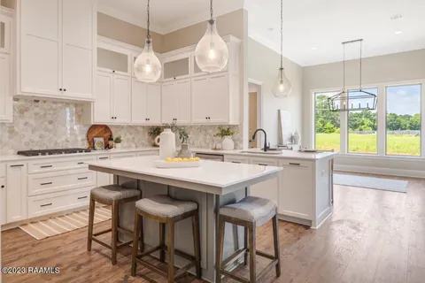 $499,000 | 104 Carriage Lakes Drive, Youngsville, LA 70592