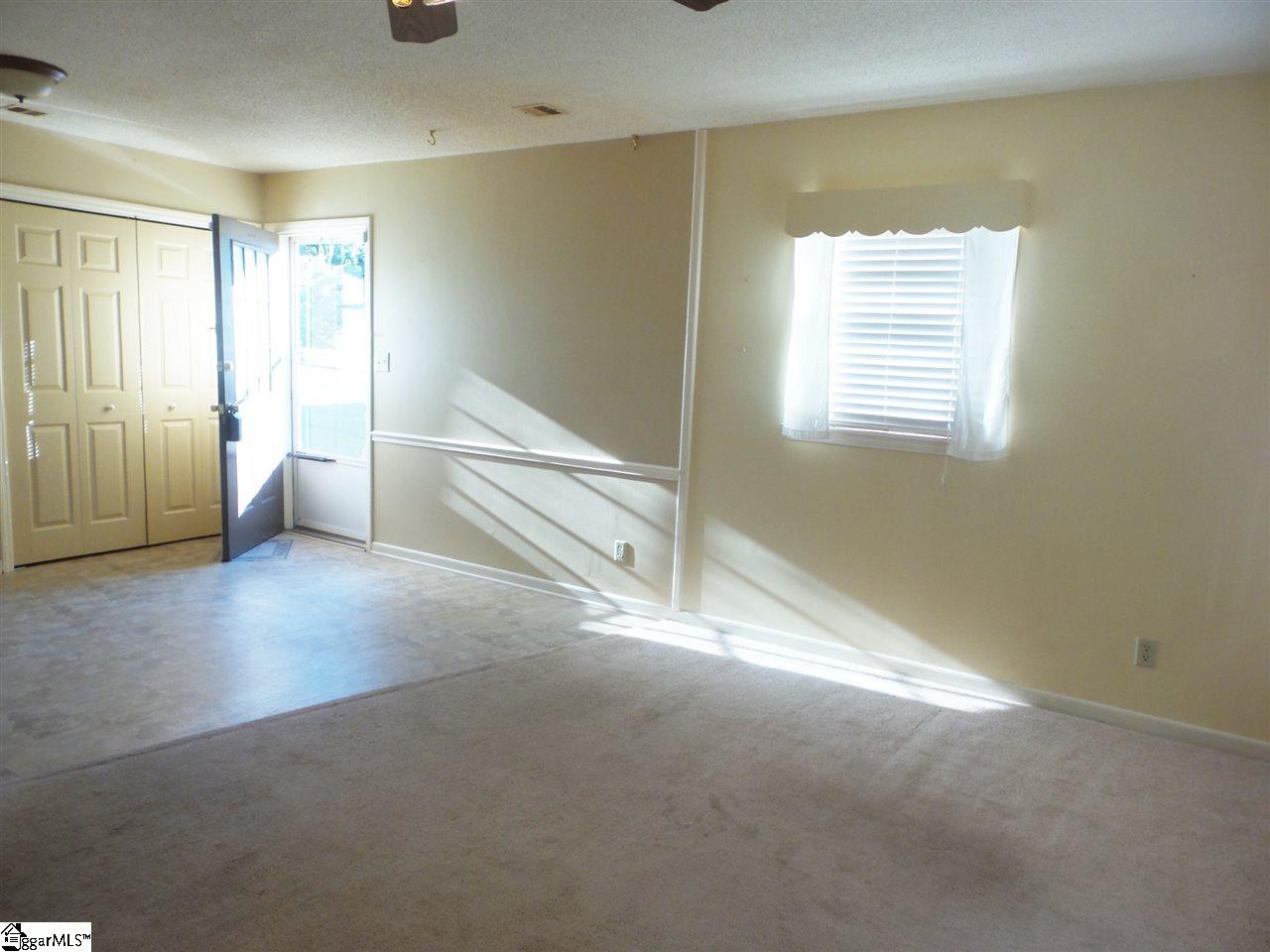 348 Crest Drive Inman, SC 29349 - Photo 14 of 35