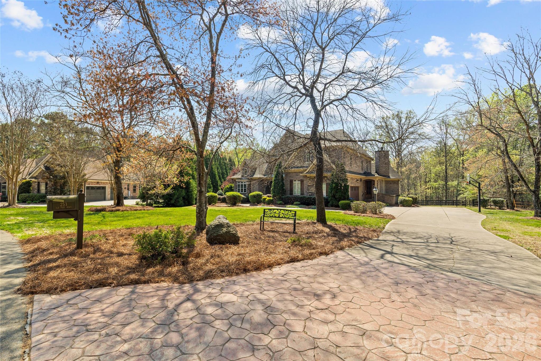 253 Old Post Road Waxhaw, NC 28173 - Photo 2 of 48