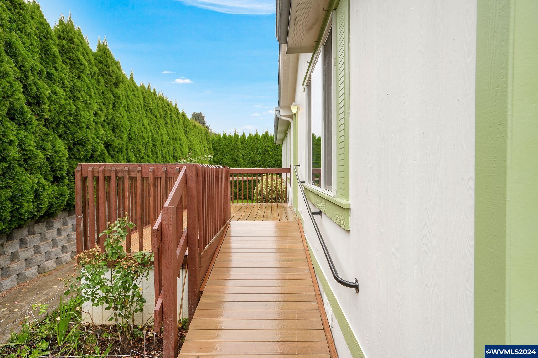 1630 Wallace Road Northwest, Unit 37 Salem, OR 97304 - Photo 6 of 38 Gallery Image 6