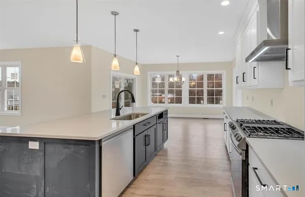 $869,900 | 8 Taylor Road, Colchester, CT 06415