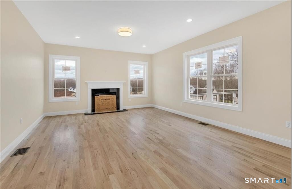 8 Taylor Road Colchester, CT 06415 - Photo 8 of 27