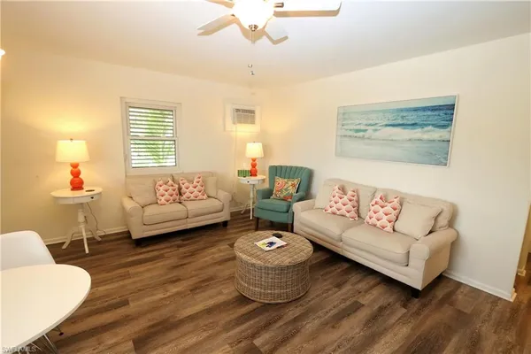 $1,900 | 130 North Collier Boulevard, Unit A6, Marco Island, FL 34145