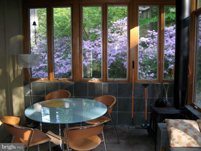 1306 Providence Road Towson, MD 21286 - Photo 14 of 20 Sunroom