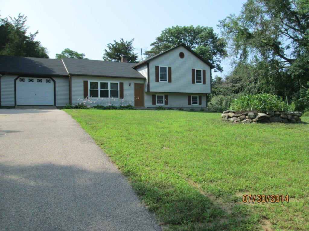 28 Wheeler Road Stonington, CT 06378 - Photo 1 of 1 Gallery Image 1