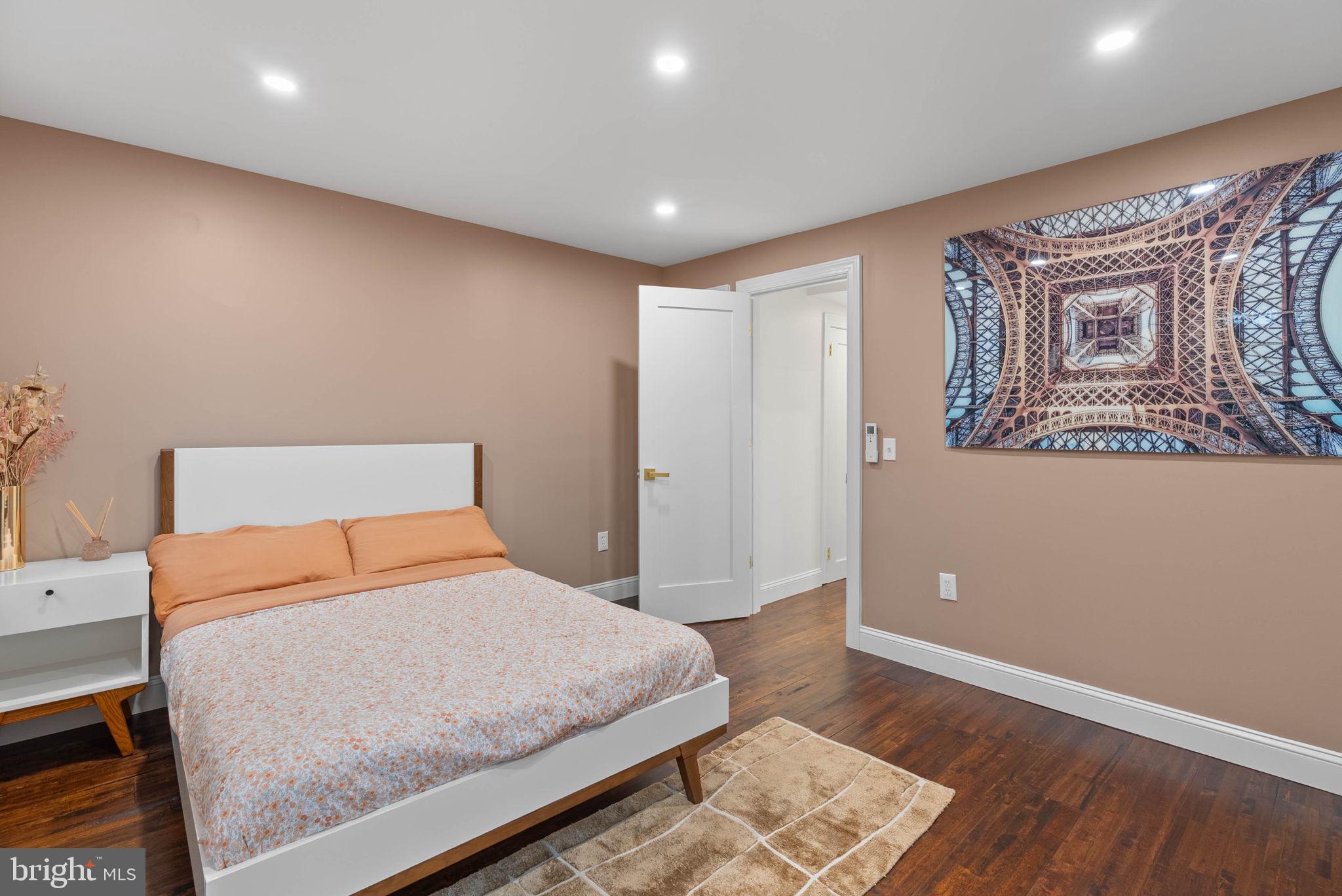 1738 Addison Street Philadelphia, PA 19146 - Photo 32 of 40 Gallery Image 32