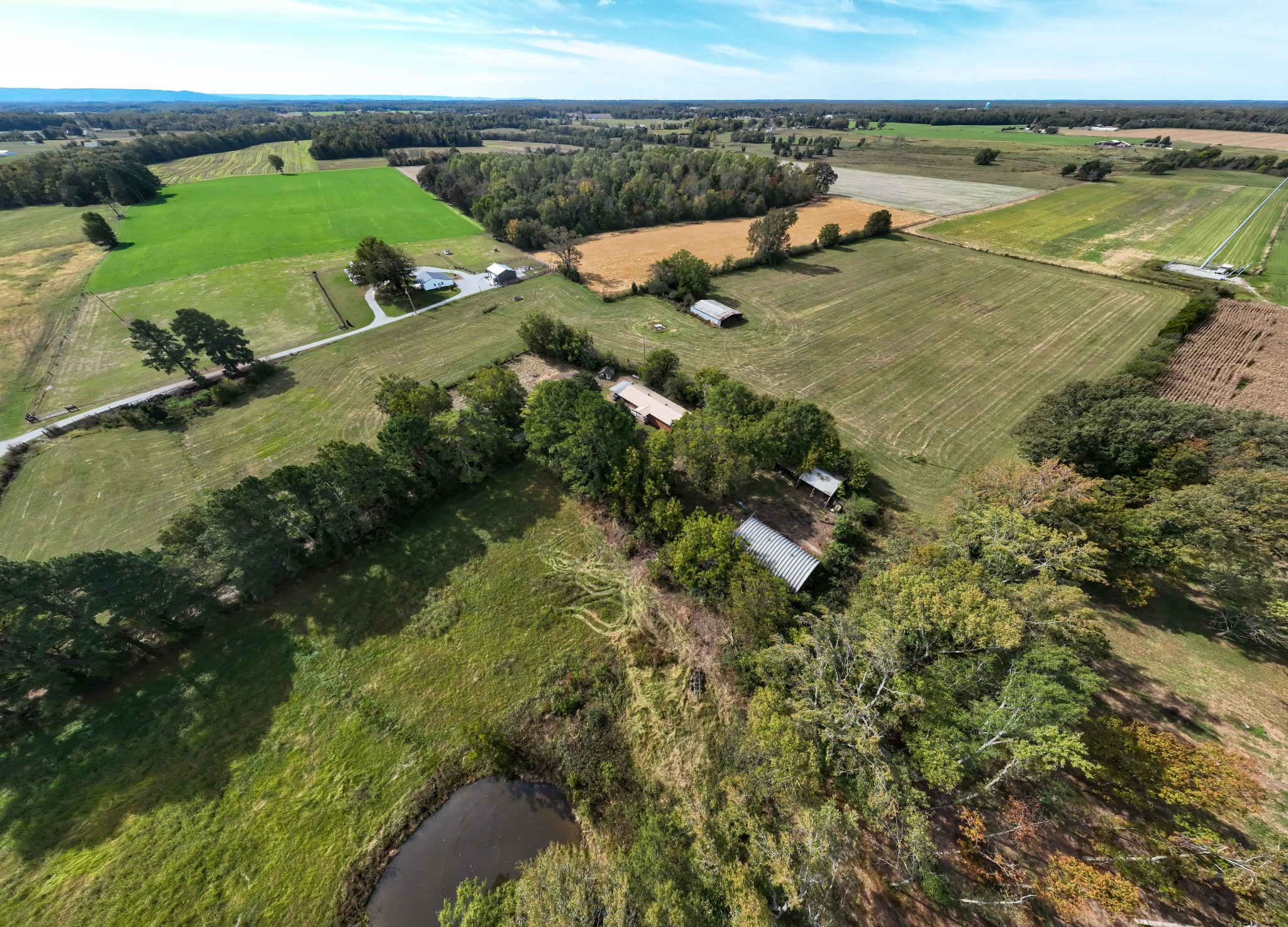 340 Yates Road Hillsboro, TN 37342 - Photo 68 of 69 a view of a ocean with an outdoor space and seating