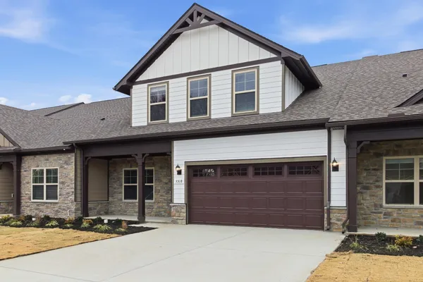 $435,000 | 1422 Suzanne Drive, Murfreesboro, TN 37128