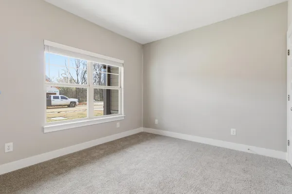 $435,000 | 1422 Suzanne Drive, Murfreesboro, TN 37128
