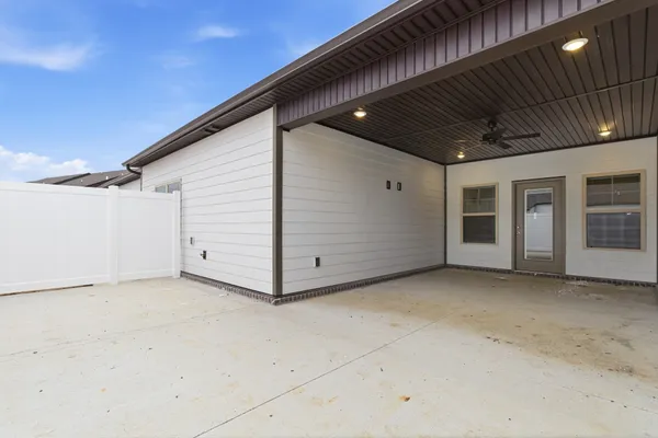 $435,000 | 1422 Suzanne Drive, Murfreesboro, TN 37128