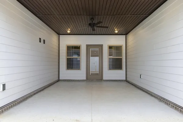 $435,000 | 1422 Suzanne Drive, Murfreesboro, TN 37128