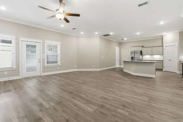 $435,000 | 1422 Suzanne Drive, Murfreesboro, TN 37128
