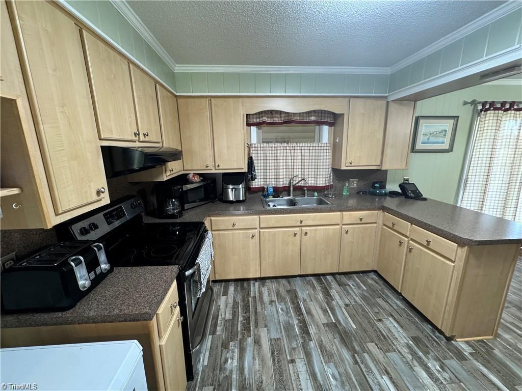 215 Freeman Street Dobson, NC 27017 - Photo 34 of 37