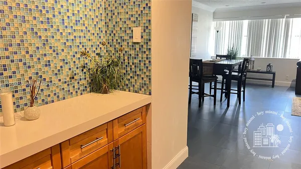 $1,875 | 401 Golden Isles Drive, Unit 101, Hallandale Beach, FL 33009