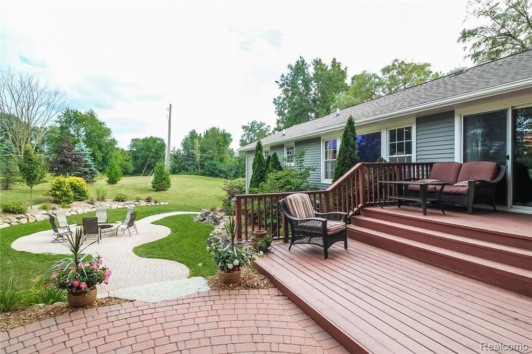 23030 Chubb Road South Lyon, MI 48178 - Photo 36 of 46 047-Patio-4634526-medium.jpg