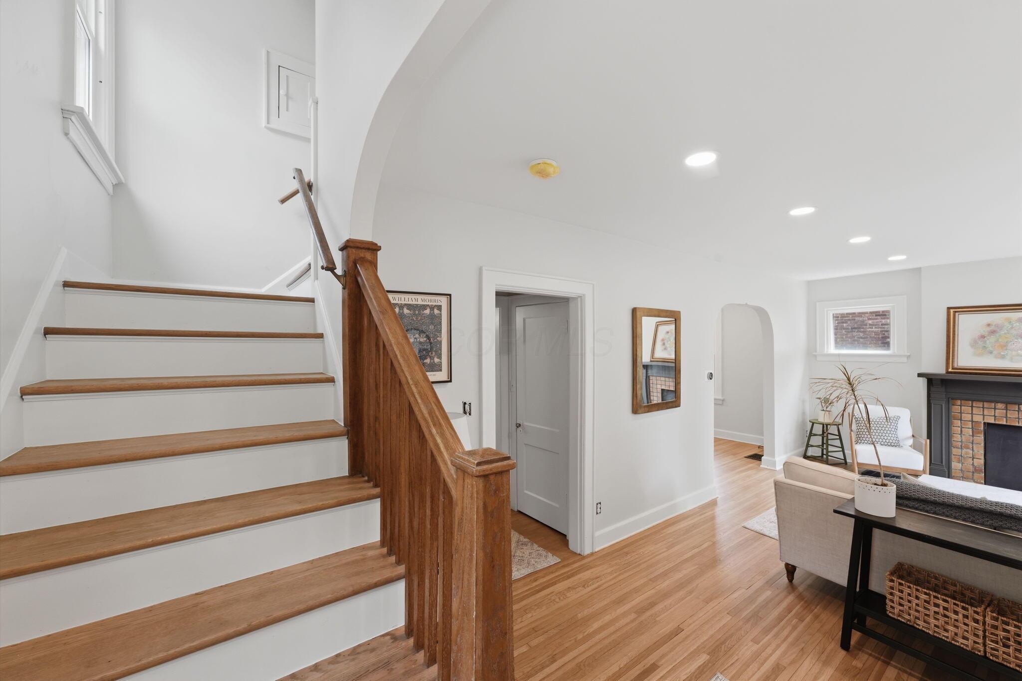 226 Fallis Road Columbus, OH 43214 - Photo 17 of 67 25-web-or-mls-226-fallis-rd