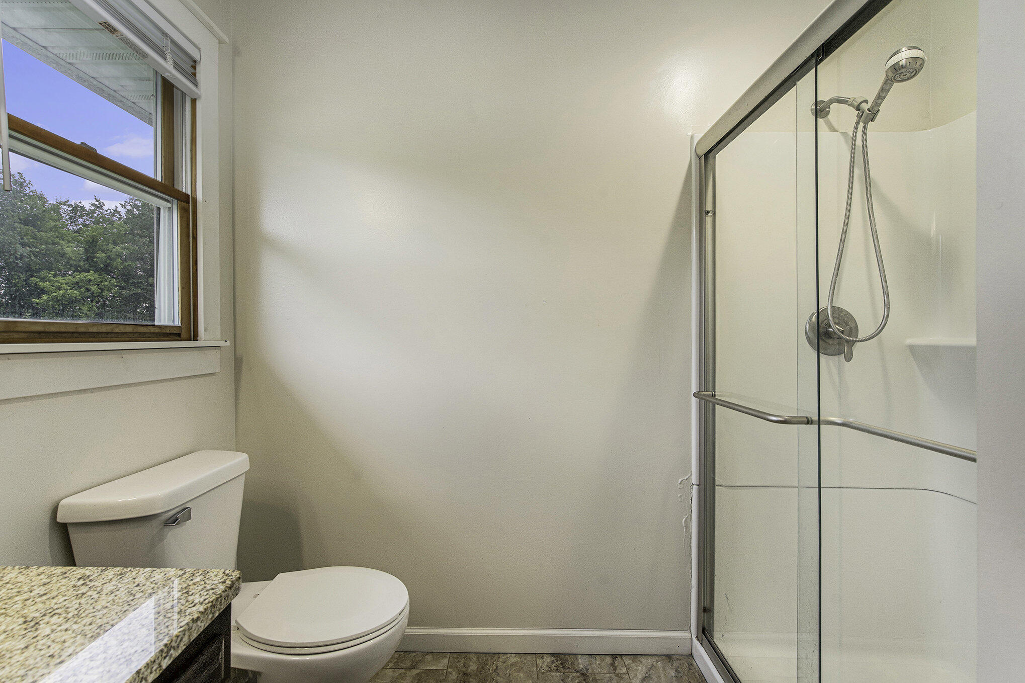 6472 Jordan Road Jackson, MI 49201 - Photo 16 of 37 Master Bathroom