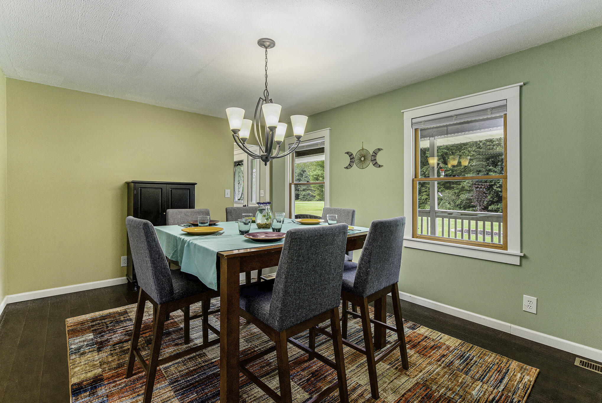 6472 Jordan Road Jackson, MI 49201 - Photo 7 of 37 Dinning Room
