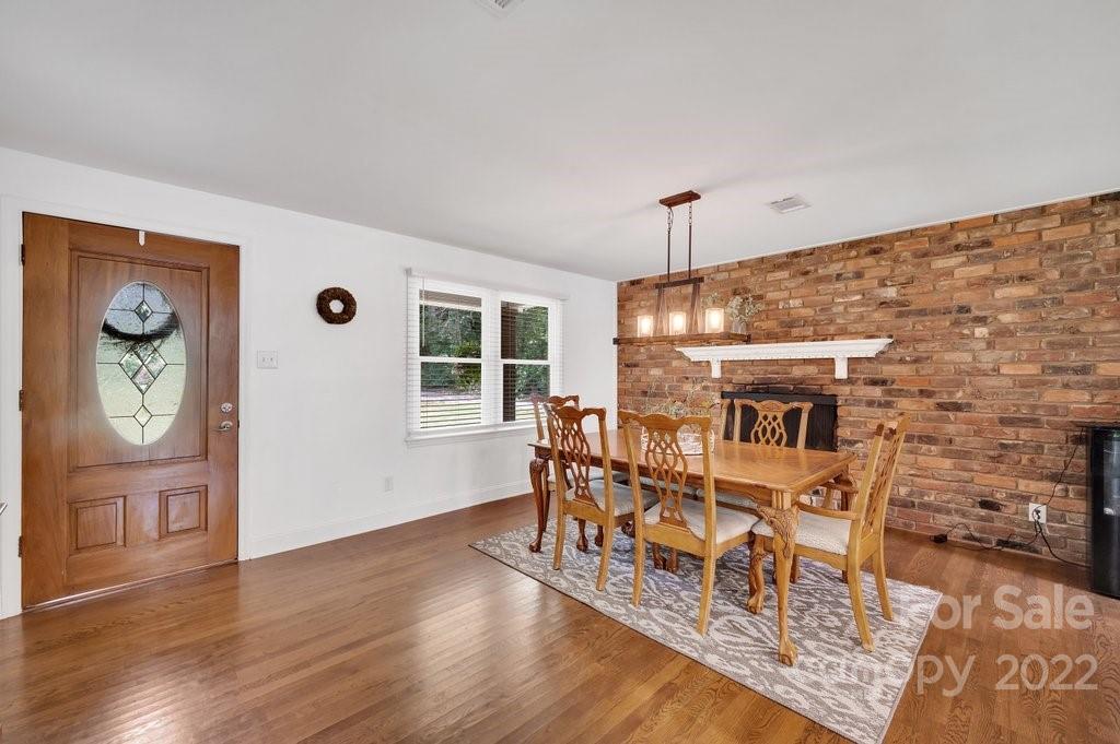 2412 Miranda Road Charlotte, NC 28216 - Photo 19 of 44 Gallery Image 19