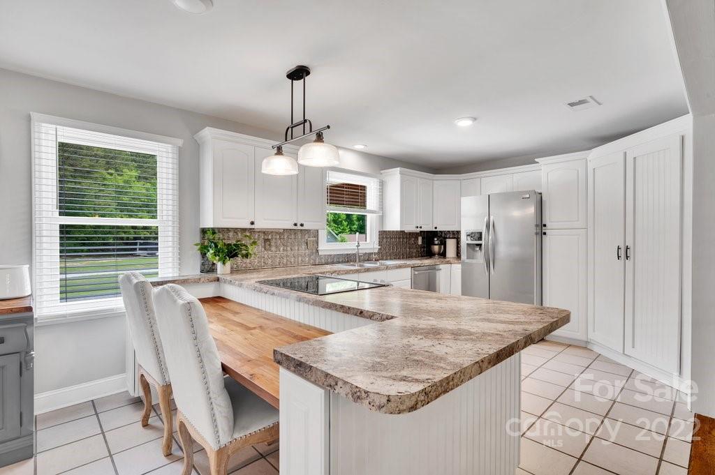 2412 Miranda Road Charlotte, NC 28216 - Photo 25 of 44 Gallery Image 25