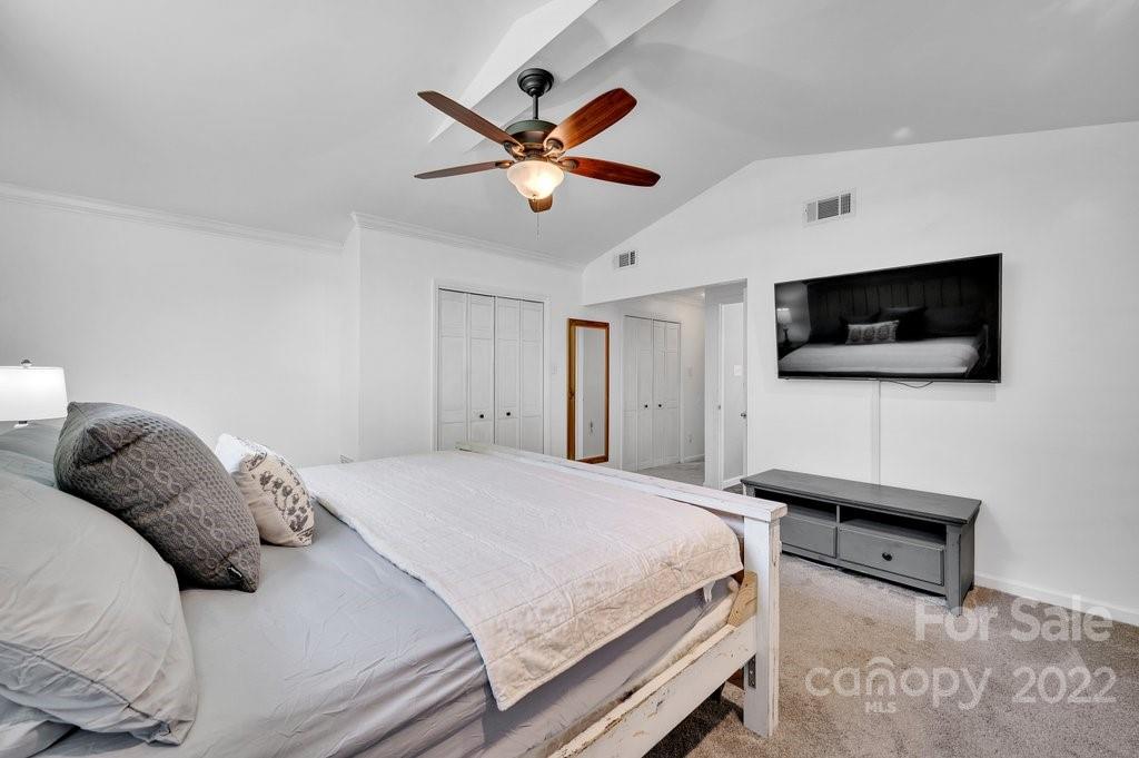 2412 Miranda Road Charlotte, NC 28216 - Photo 35 of 44 Gallery Image 35