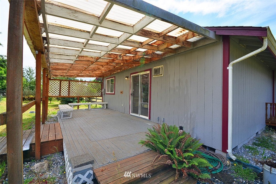 17818 Jordan Street Southwest Rochester, WA 98579 - Photo 23 of 40