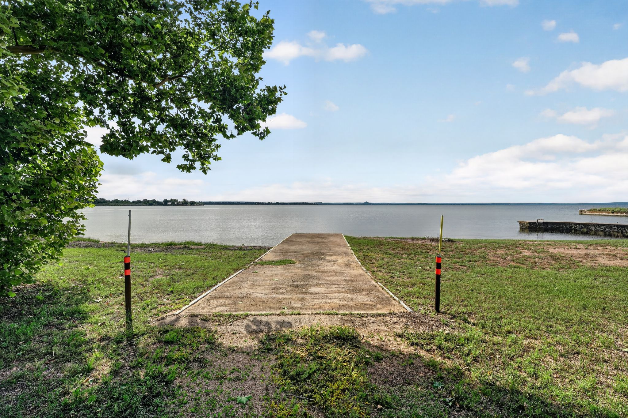 1192 County Road 225 Bluffton, TX 78607 - Photo 34 of 38