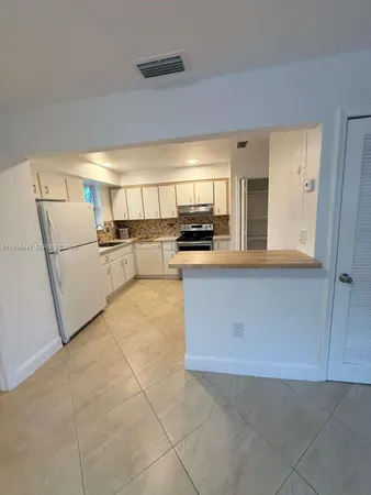$4,190 | 325 Northeast 131st Street, Unit A, North Miami, FL 33161