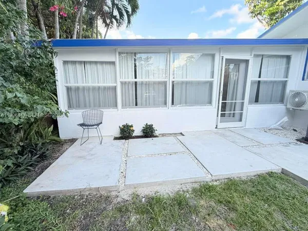 $4,190 | 325 Northeast 131st Street, Unit A, North Miami, FL 33161