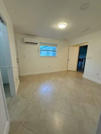 $4,190 | 325 Northeast 131st Street, Unit A, North Miami, FL 33161