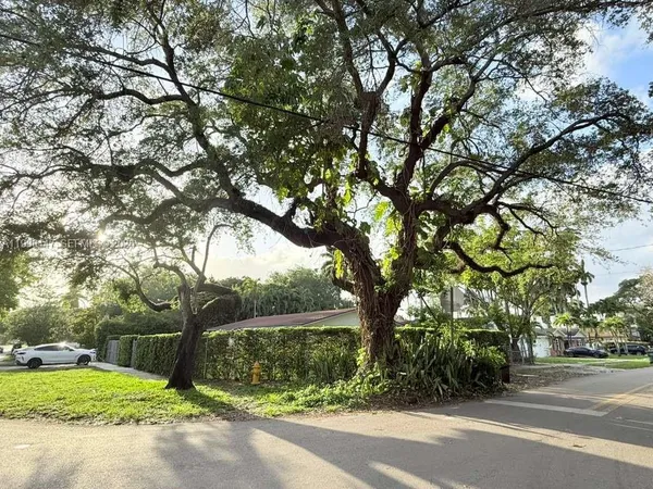 $4,190 | 325 Northeast 131st Street, Unit A, North Miami, FL 33161