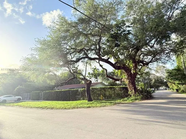 $4,190 | 325 Northeast 131st Street, Unit A, North Miami, FL 33161