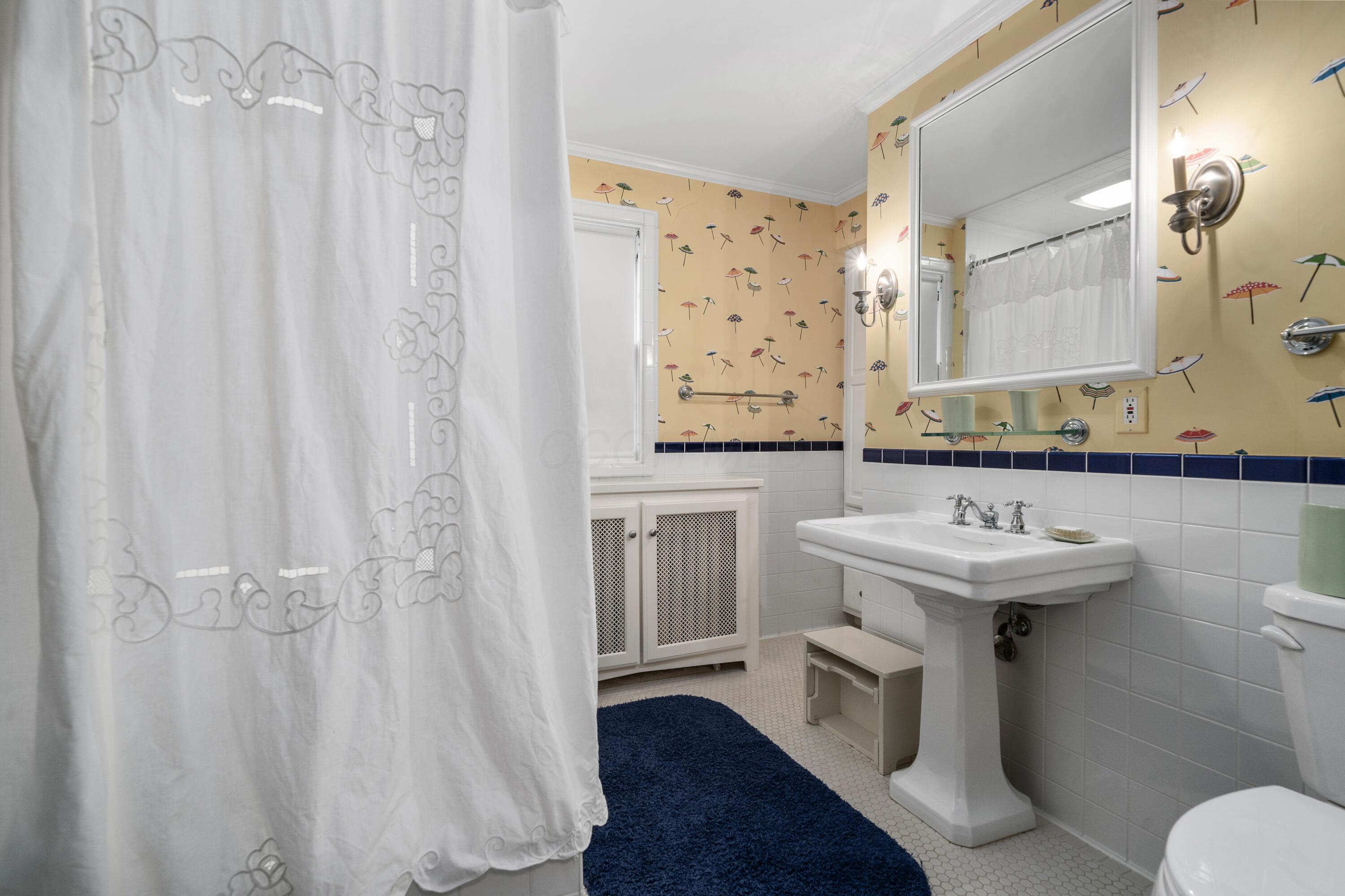 211 Preston Road Columbus, OH 43209 - Photo 62 of 103 DSC03750