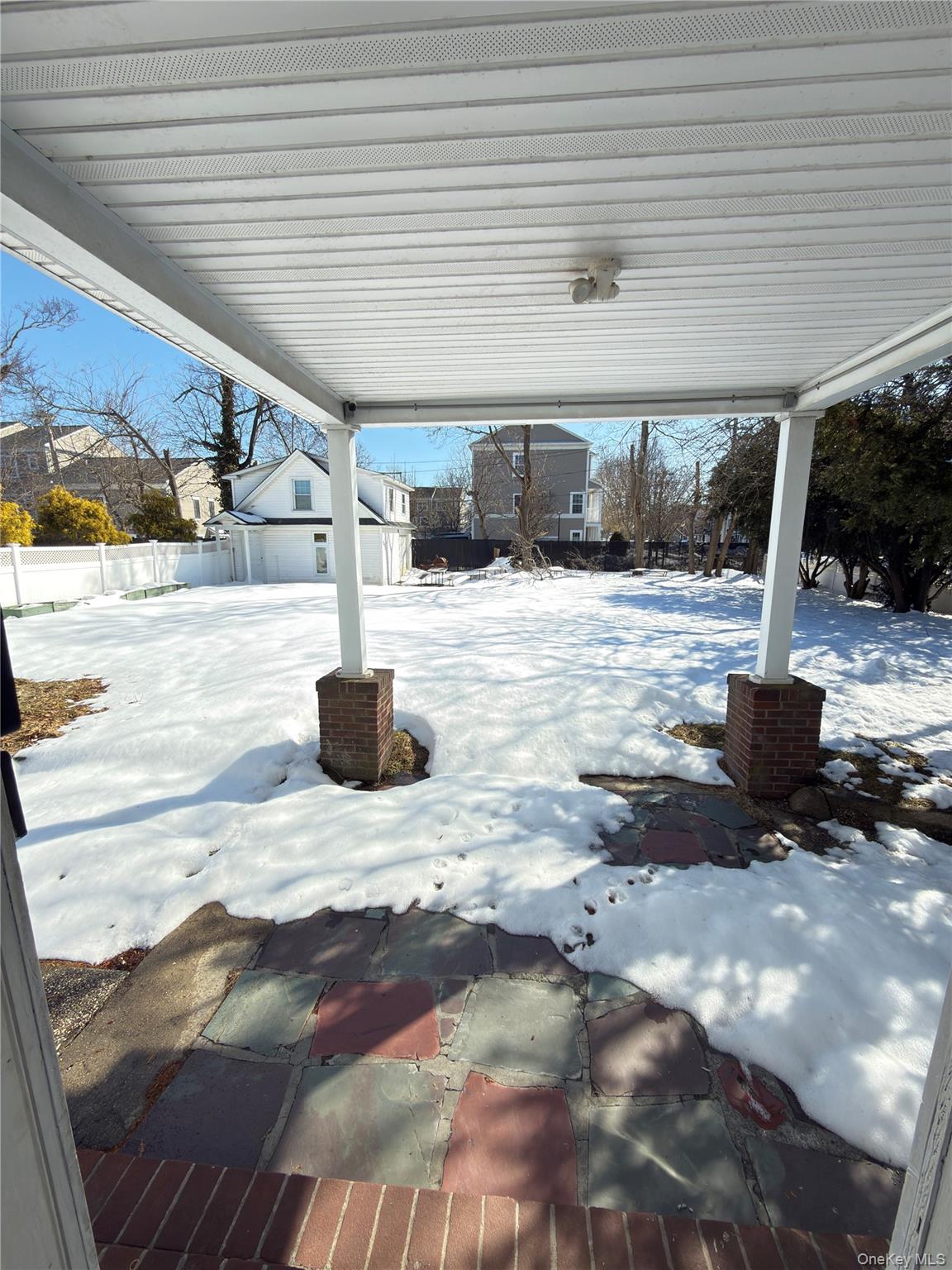 48 Church Street Patchogue, NY 11772 - Photo 5 of 19