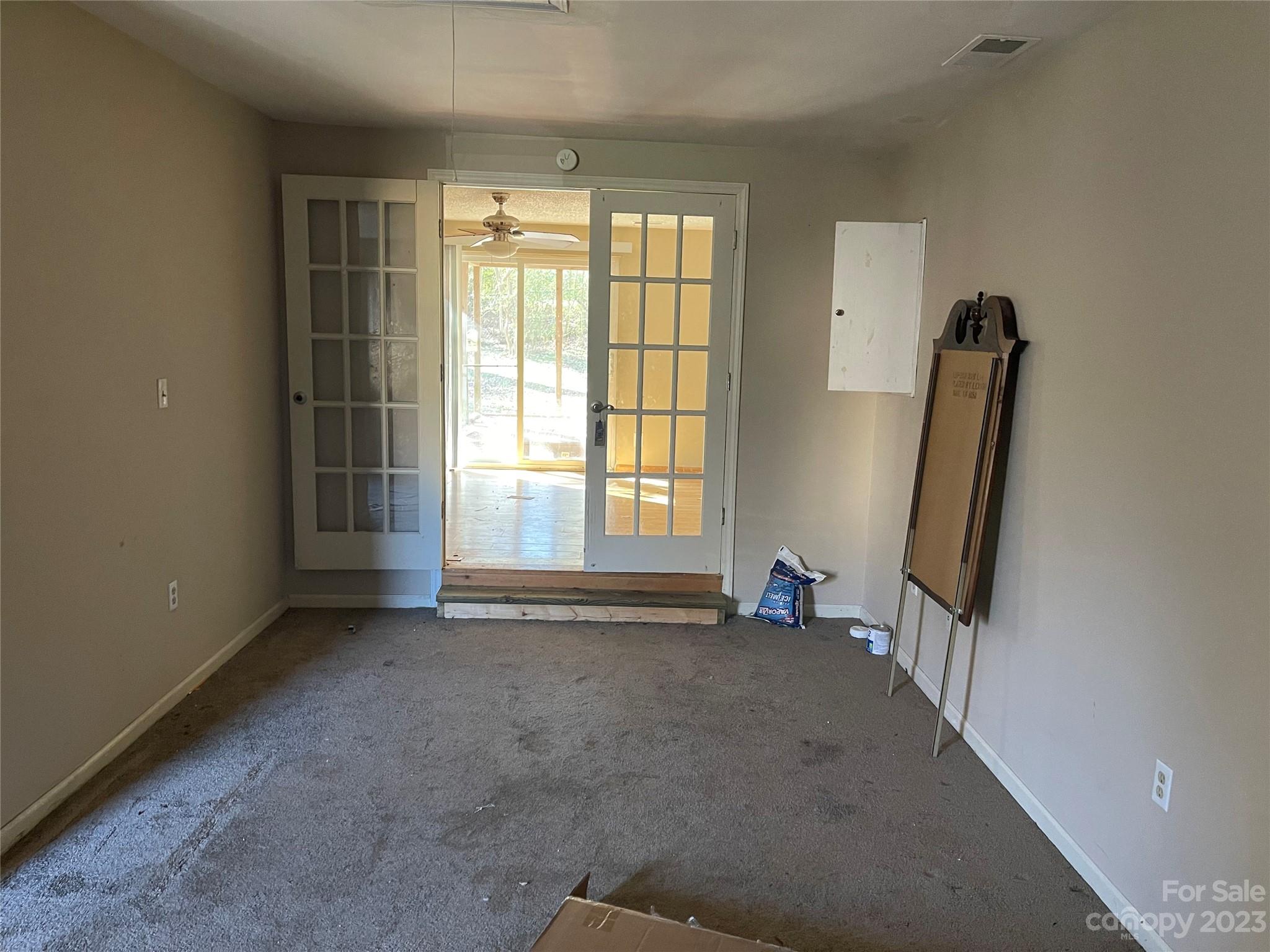 2940 Rural Hill Court Matthews, NC 28105 - Photo 14 of 24 an empty room with windows