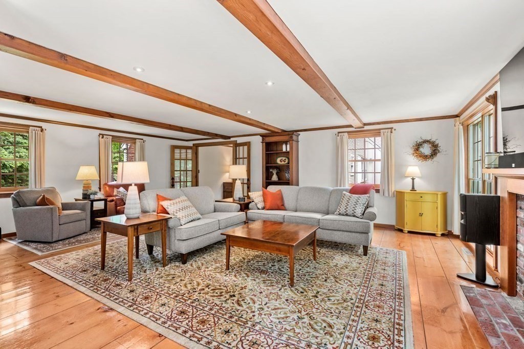 228 Willis Road Sudbury, MA 01776 - Photo 3 of 23 Gallery Image 3