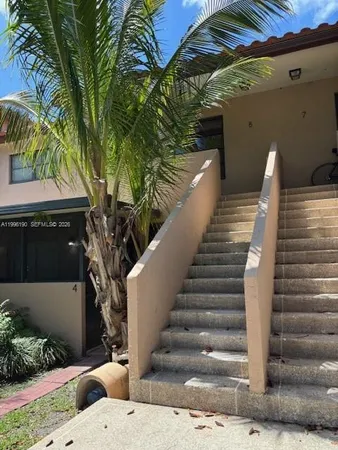 $1,725 | 9050 Jacaranda Lane, Unit 8, Plantation, FL 33324