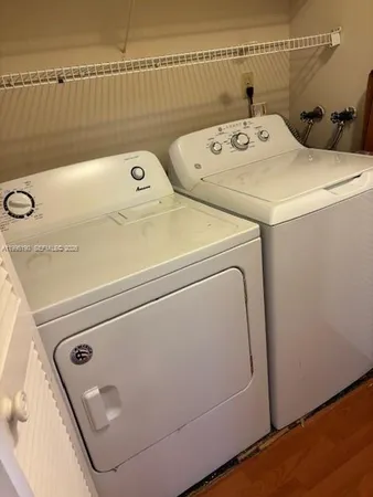 $1,725 | 9050 Jacaranda Lane, Unit 8, Plantation, FL 33324