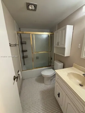 $1,725 | 9050 Jacaranda Lane, Unit 8, Plantation, FL 33324