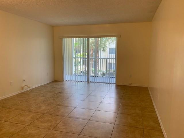 430 South Park Road, Unit 202 Hollywood, FL 33021 - Photo 2 of 16 Photo 2