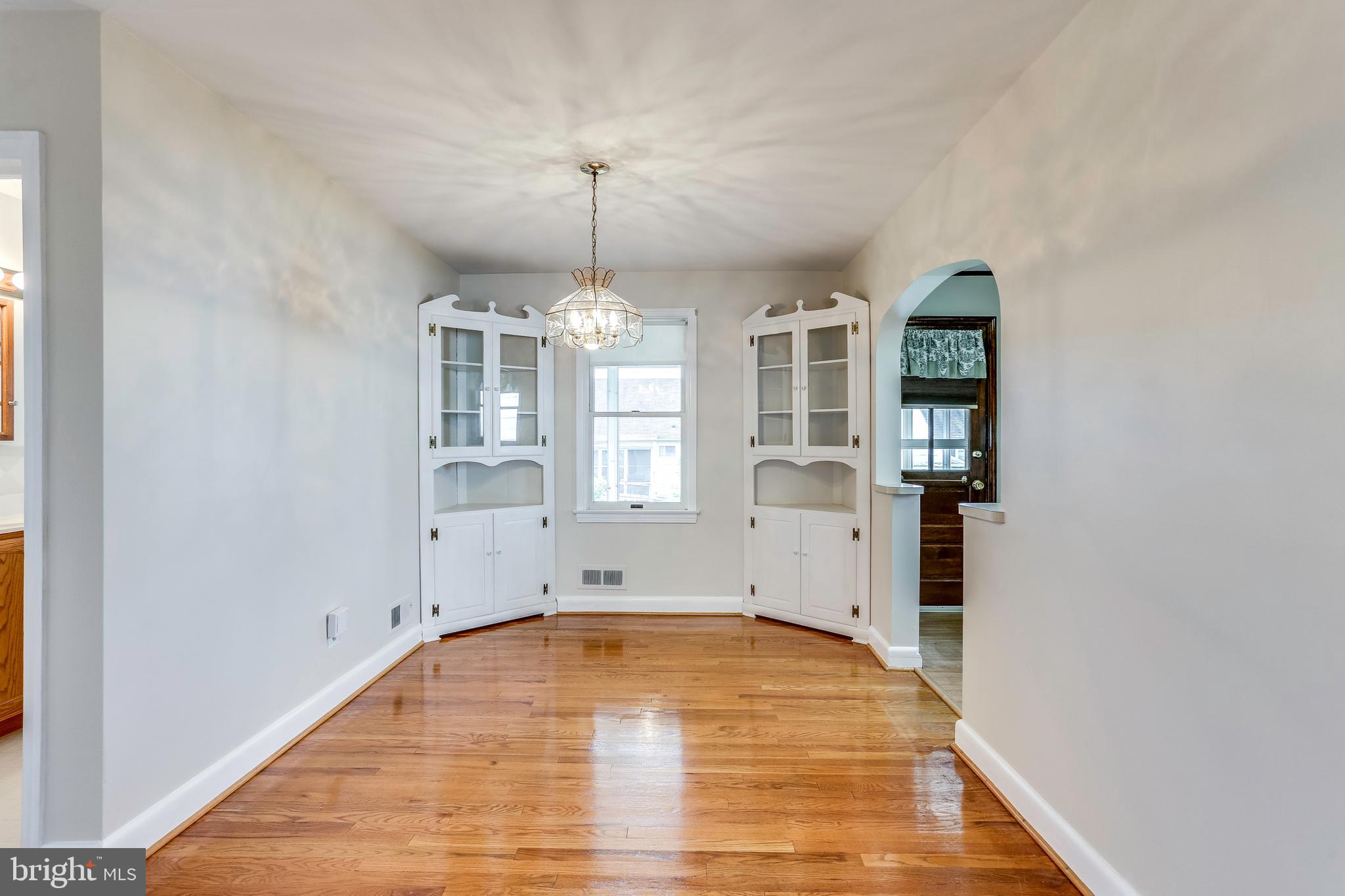 1813 Briarcliff Road Baltimore, MD 21234 - Photo 6 of 29 Dining Room