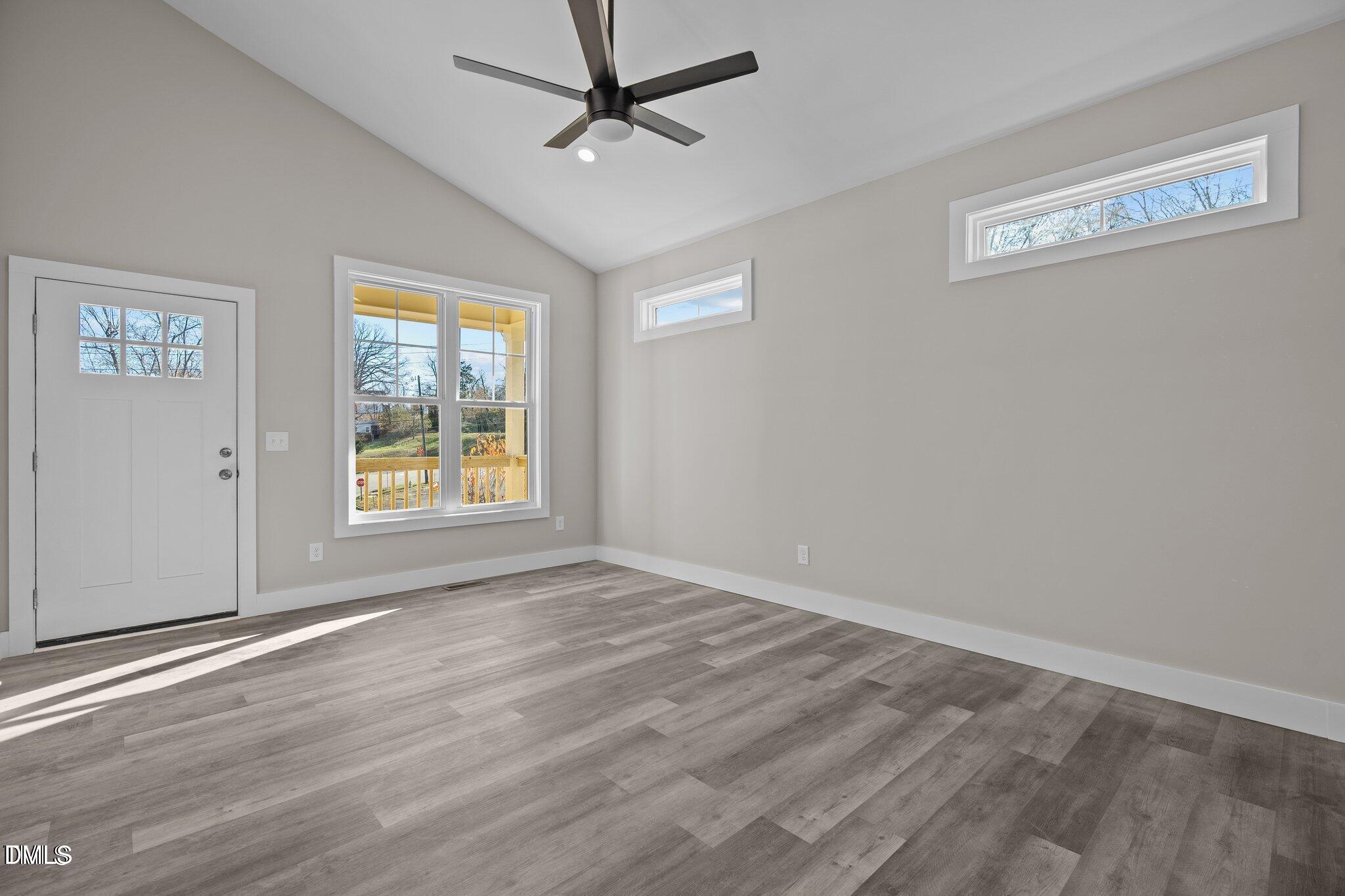 531 Booth Street Roxboro, NC 27573 - Photo 8 of 39