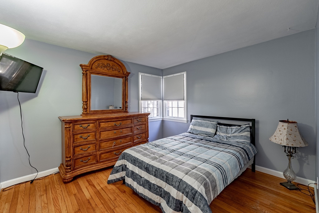 478 Amostown Road West Springfield, MA 01089 - Photo 17 of 30 Gallery Image 17