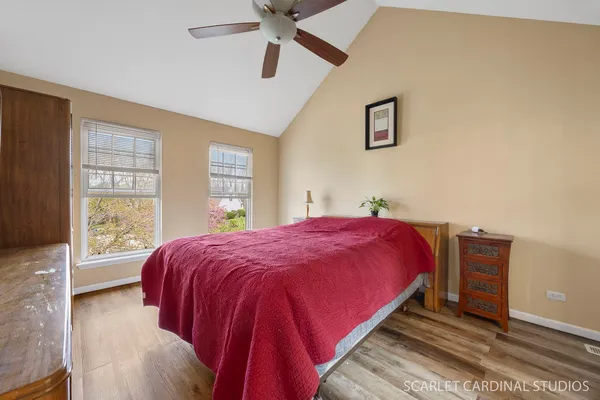 $390,000 | 741 East Cooper Court, Aurora, IL 60504