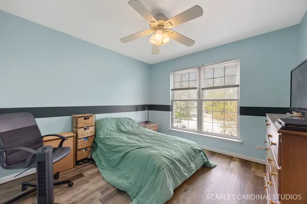 $390,000 | 741 East Cooper Court, Aurora, IL 60504