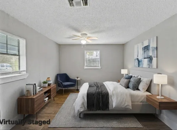 $945 | 3421 3rd Avenue North, Texas City, TX 77590