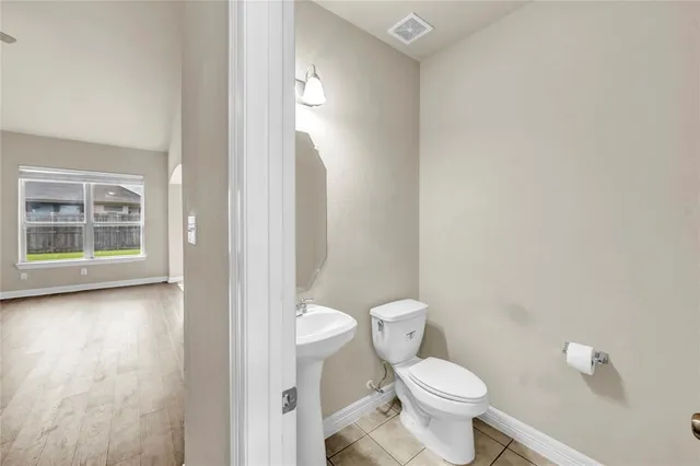 $2,500 | 1416 Rosson Road, Little Elm, TX 75068